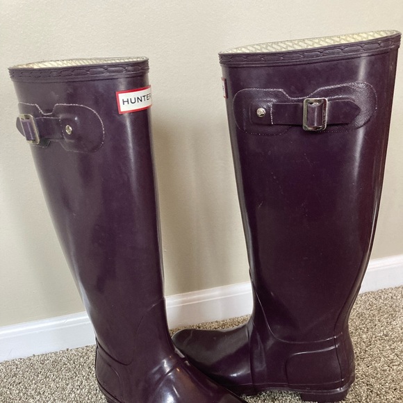 Sold - Picture 2 of 3